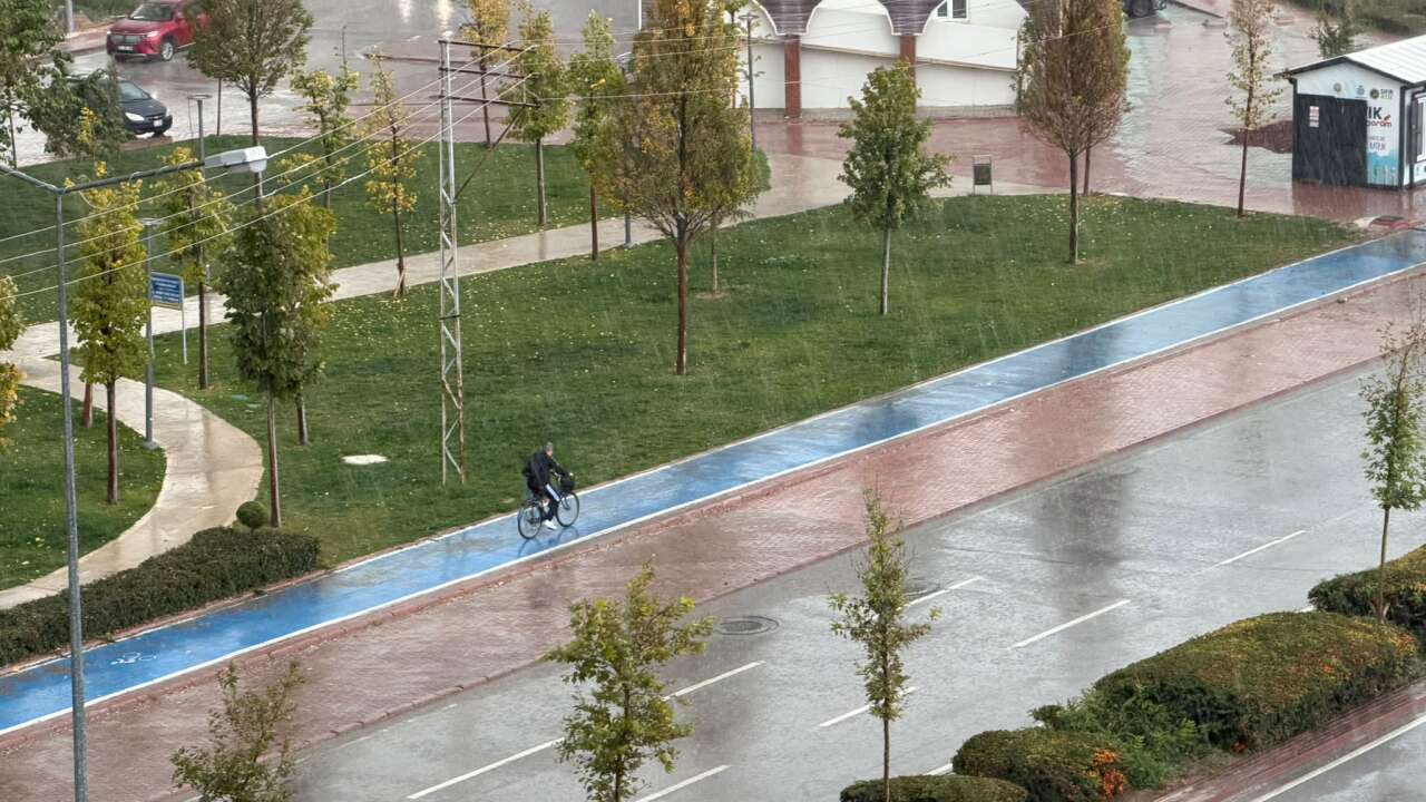 Konya’da sağanak yeniden bastırdı! AKOM 2 gün için daha uyarı yaptı 13